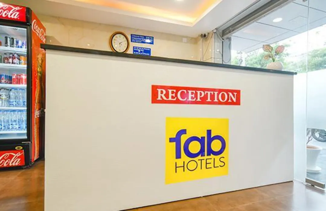 Fabhotel Ten Eleven-1