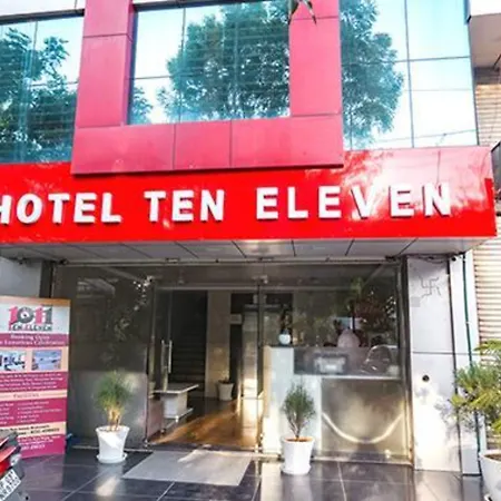 Fabhotel Ten Eleven-2
